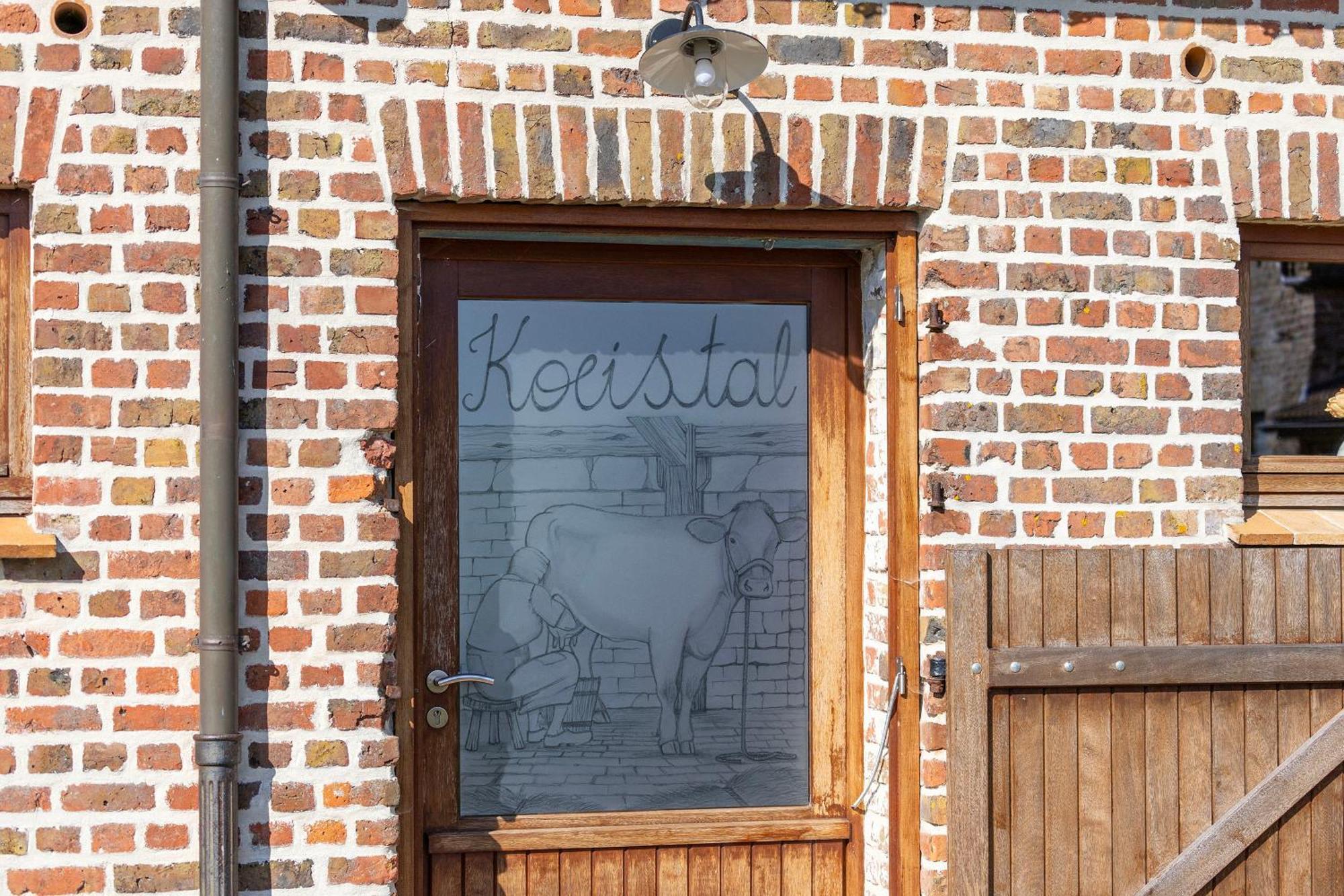 Holiday Home 'T Hof Der Witte Damen Veurne Phòng bức ảnh
